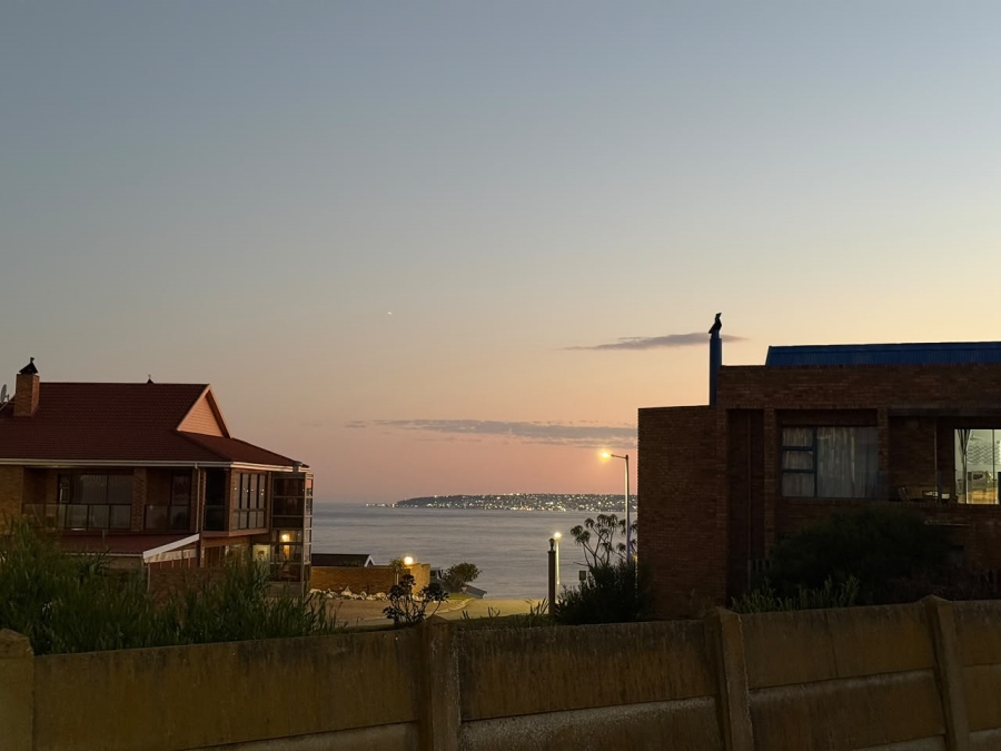 4 Bedroom Property for Sale in Fraaiuitsig Western Cape